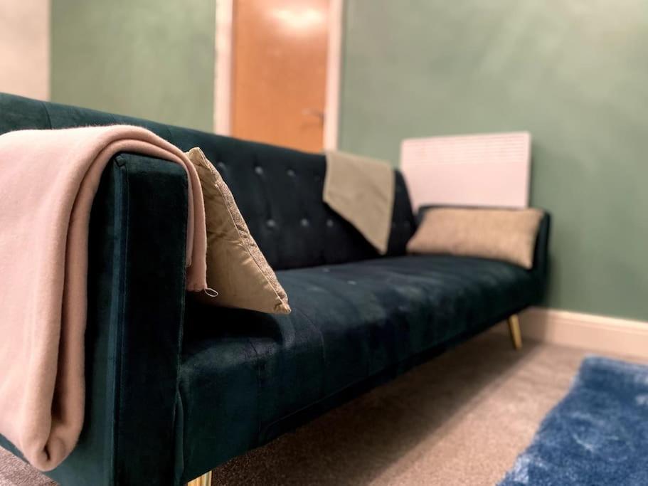 سويندون City Centered 2 Bed Serviced Apartment- Sherpa Homes المظهر الخارجي الصورة