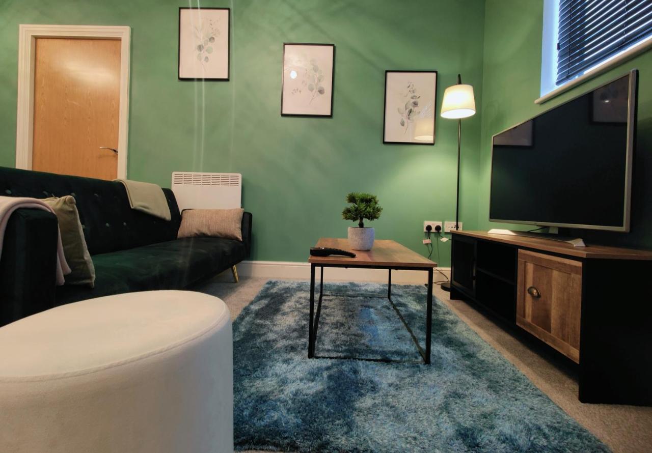 سويندون City Centered 2 Bed Serviced Apartment- Sherpa Homes المظهر الخارجي الصورة