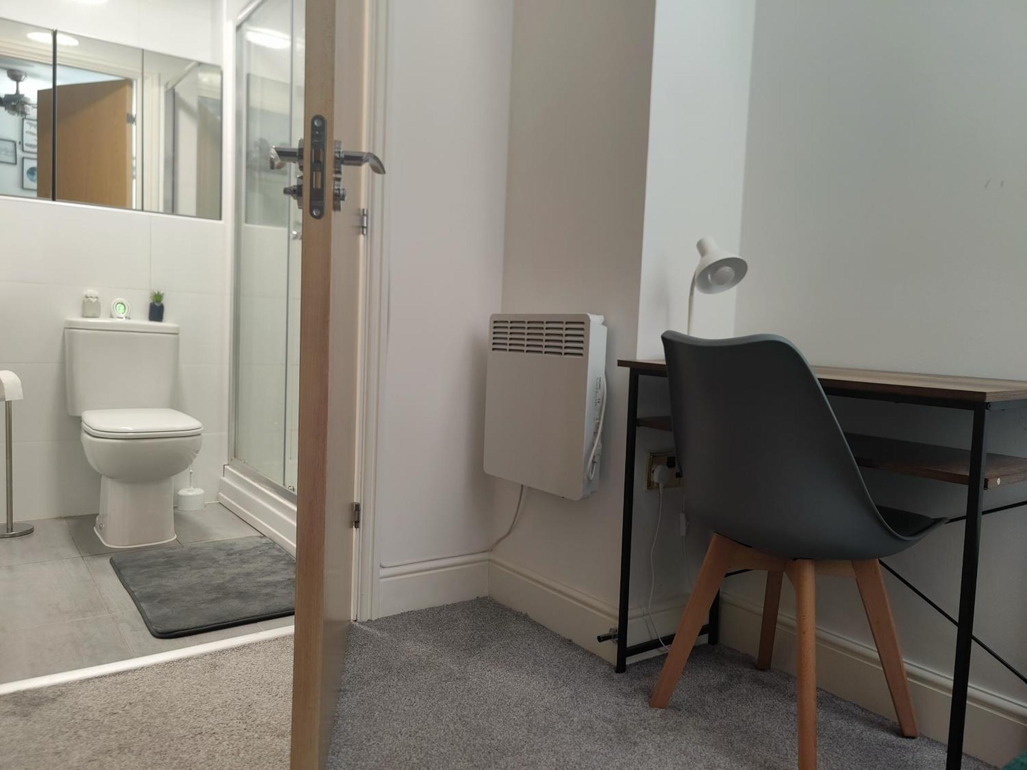 سويندون City Centered 2 Bed Serviced Apartment- Sherpa Homes المظهر الخارجي الصورة